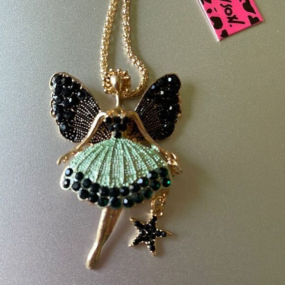 Beautiful Crystal Enamel Wishing Angel Fairy Pendant Necklace NWOT - Picture 1 of 3